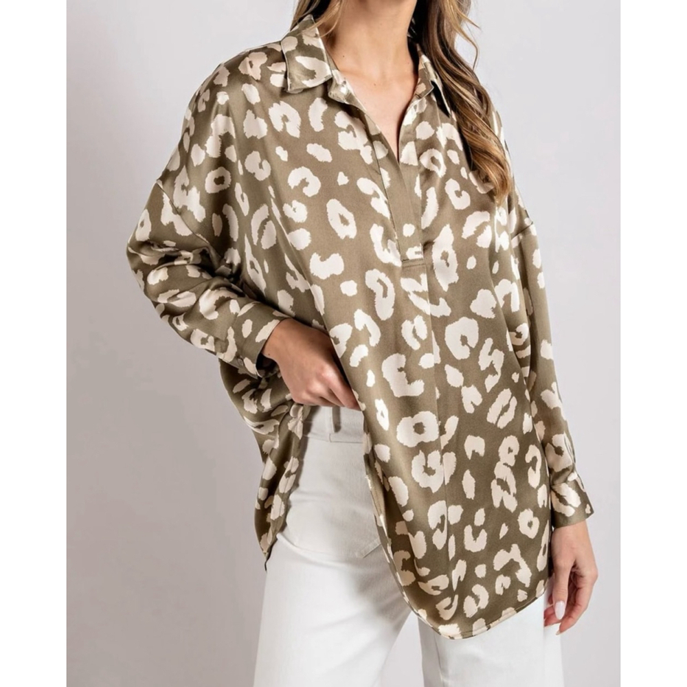 NWT Entro Large Light Olive Animal Print Cheetah Print Button Up